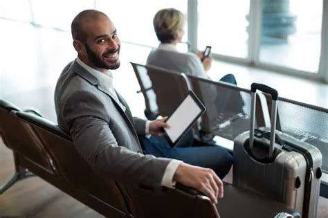 Maximizing Comfort: Tips for Choosing the Best Seats on a Boein.